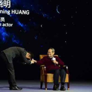 未来论坛专访诺贝尔物理学奖得主杨振宁:中国的科学发展势不可挡